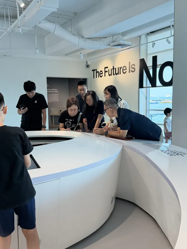 A team playing Two Pieces at Singapore Maritime Gallery